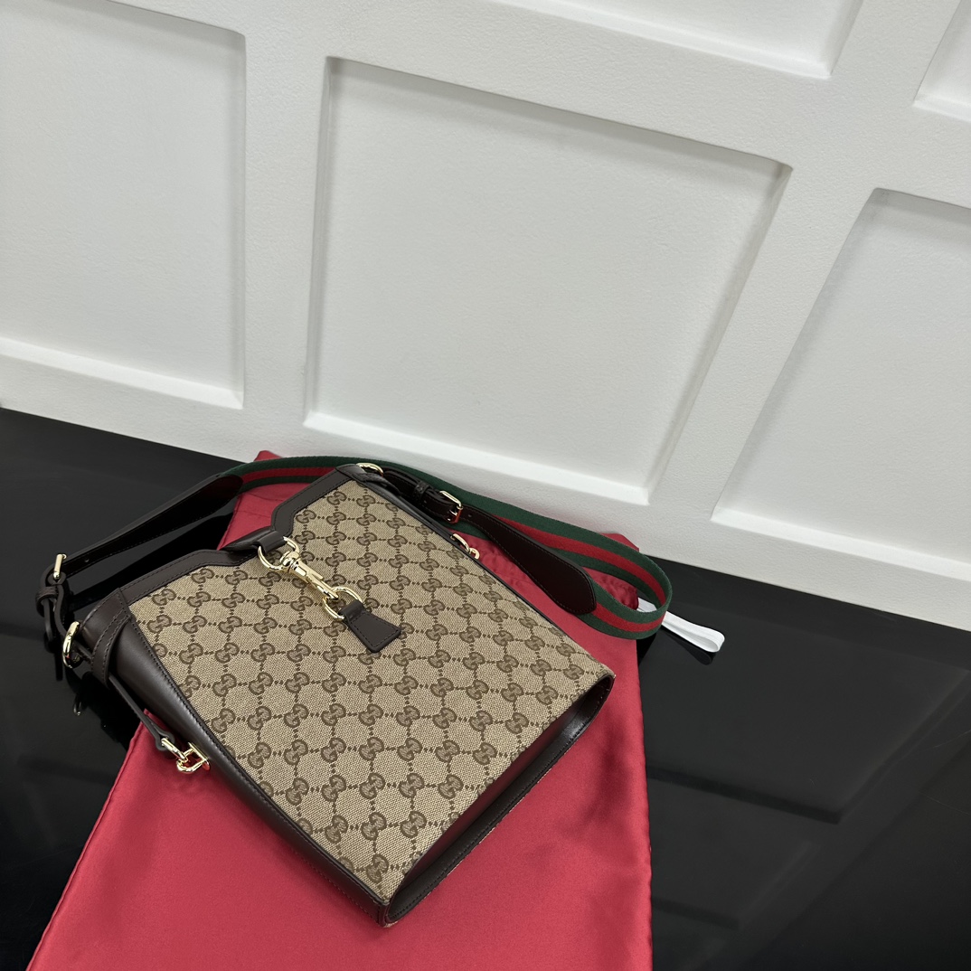 Gucci Satchel Bags